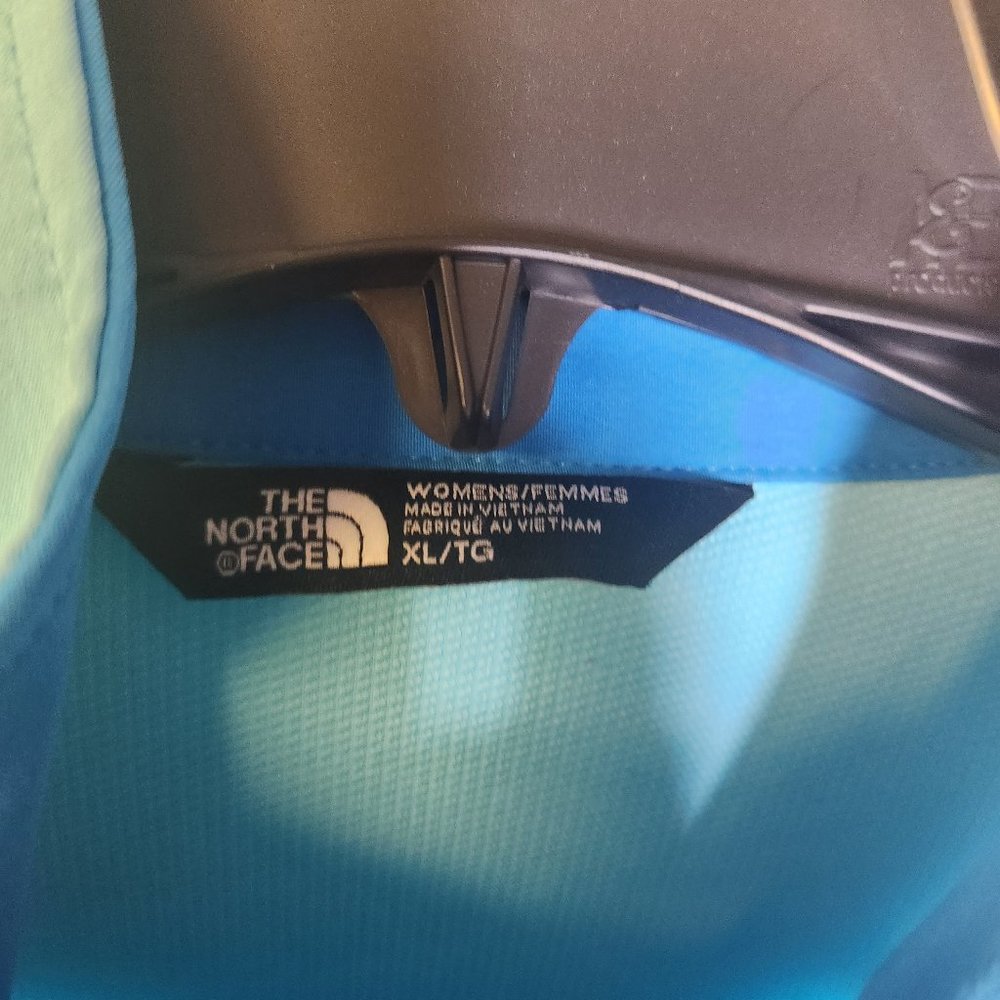 Spring coat - Picture 3 of 3